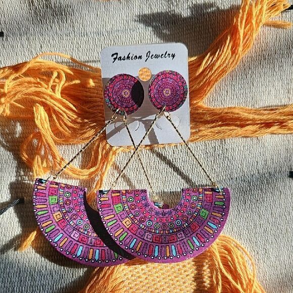 Fashion Jewelry Pink and Purple Artistic Earrings - Picture 1 of 1